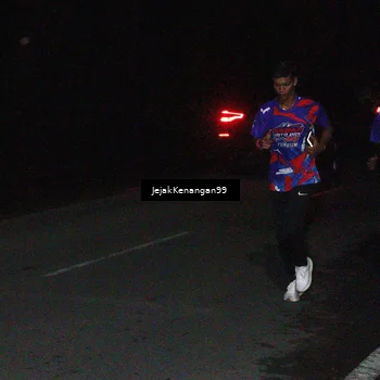 Runner Photo 6064350
