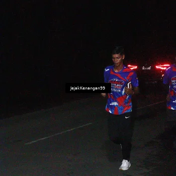 Runner Photo 6064351