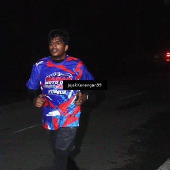 Runner Photo 6064364