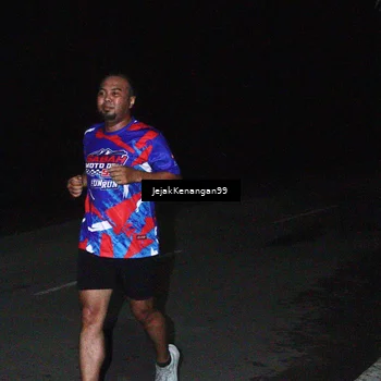 Runner Photo 6064376