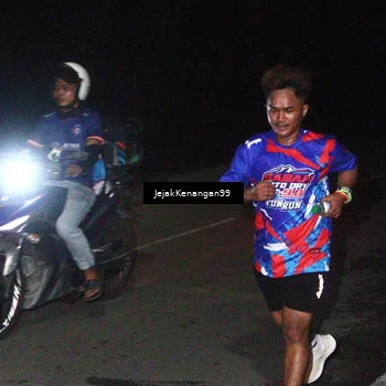 Runner Photo 6064378
