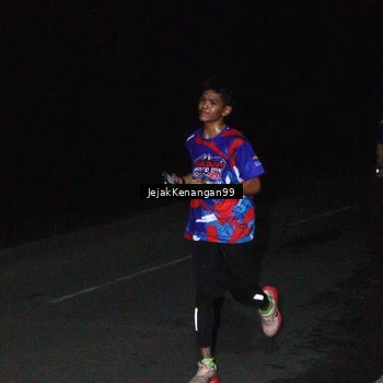 Runner Photo 6064401