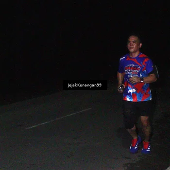 Runner Photo 6064418