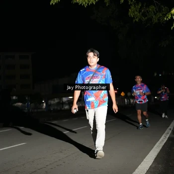 Runner Photo 6064419