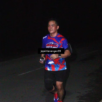 Runner Photo 6064421