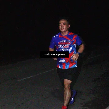 Runner Photo 6064428