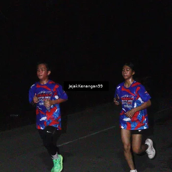 Runner Photo 6064429