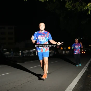 Runner Photo 6064438