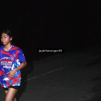 Runner Photo 6064441