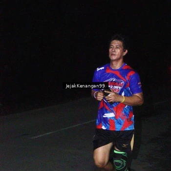 Runner Photo 6064490