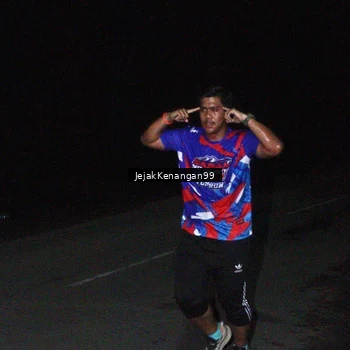 Runner Photo 6064502