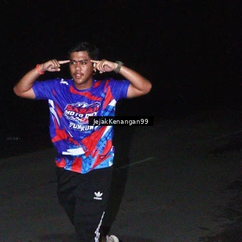Runner Photo 6064503