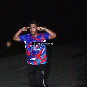 Runner Photo 6064504