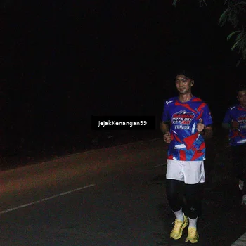 Runner Photo 6064524