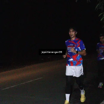 Runner Photo 6064527