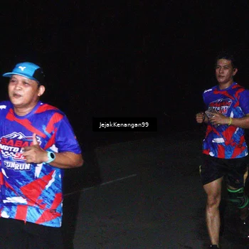 Runner Photo 6064535