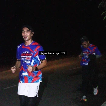 Runner Photo 6064538