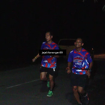 Runner Photo 6064548