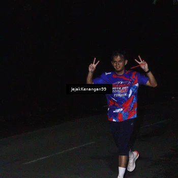 Runner Photo 6064589