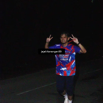 Runner Photo 6064594