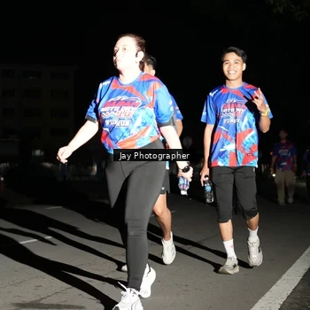 Runner Photo 6064595
