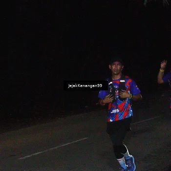 Runner Photo 6064597