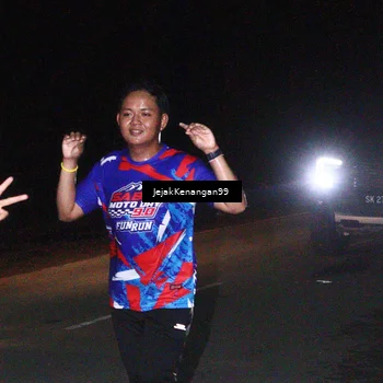 Runner Photo 6064616