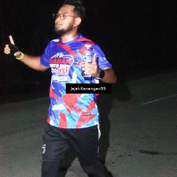 Runner Photo 6064631