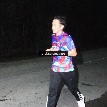 Runner Photo 6064642