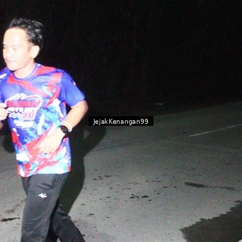 Runner Photo 6064646