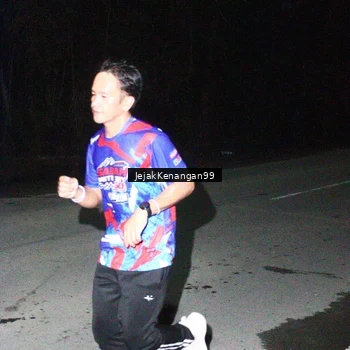 Runner Photo 6064648