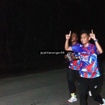 Runner Photo 6064649