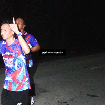 Runner Photo 6064652