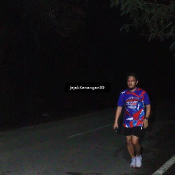 Runner Photo 6064658