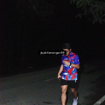 Runner Photo 6064665