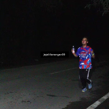Runner Photo 6064674