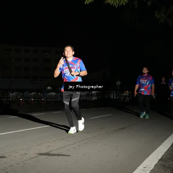 Runner Photo 6064694