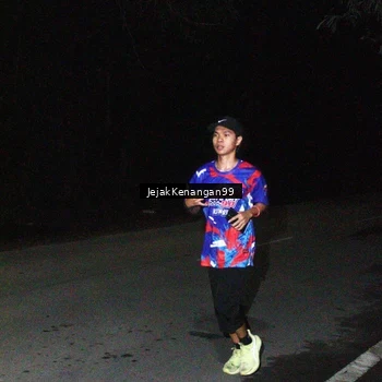 Runner Photo 6064695