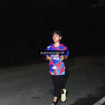 Runner Photo 6064696