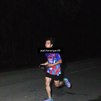 Runner Photo 6064713