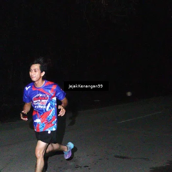 Runner Photo 6064723
