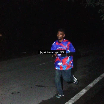 Runner Photo 6064743