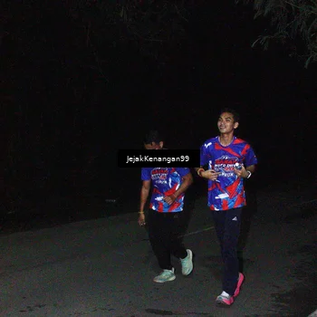 Runner Photo 6064747