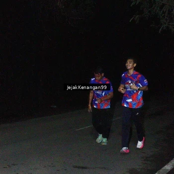 Runner Photo 6064749