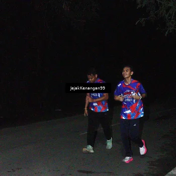 Runner Photo 6064752