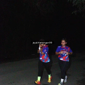 Runner Photo 6064757