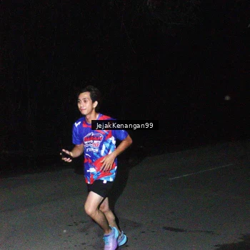 Runner Photo 6064759