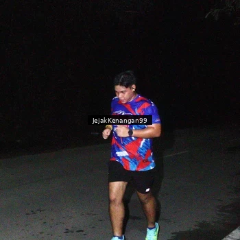 Runner Photo 6064782