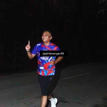 Runner Photo 6064798