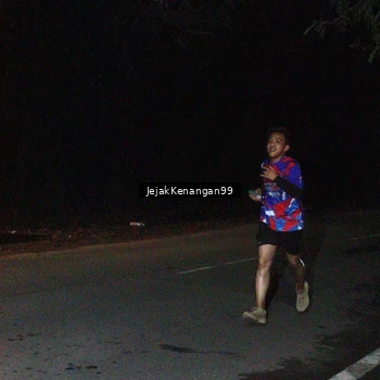 Runner Photo 6064830